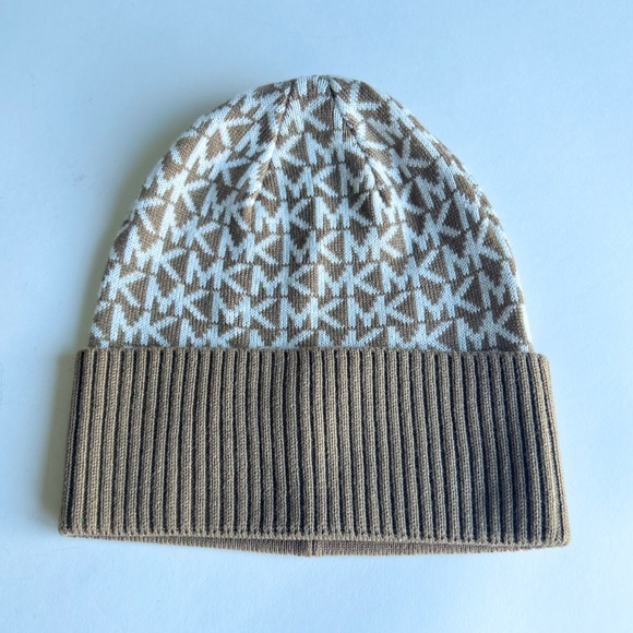 New Michael Kors Cream White Acrylic Scarf Beanie Set - Picture 7 of 9